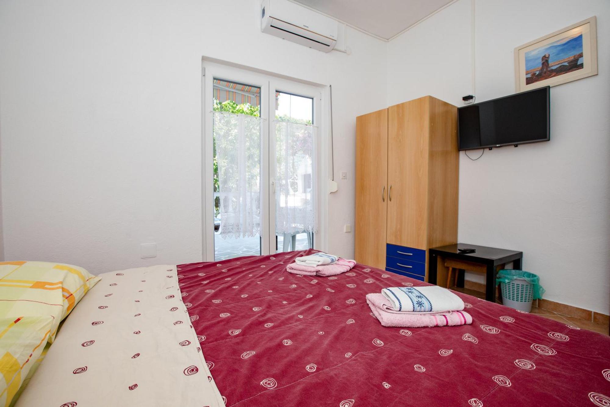 Seaside Oasis: Family-Friendly Apartments with Pool and Amenities Palit Exterior photo